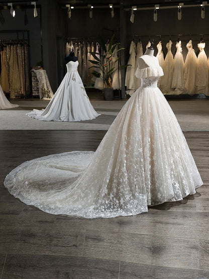 Ärmellose Trägerlose Hofschleppe aus Tüll mit Rüschen Und Stern-Ballkleid-Hochzeitskleidern