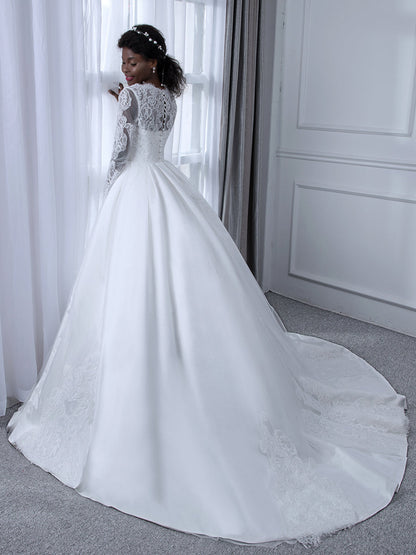 Brautkleider in Duchesse-Linie mit V-Ausschnitt Langen Ärmeln Spitze Und Applikationen